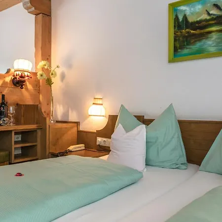 Gasthof Oberwirt Und Elisabeth Hotel 3*